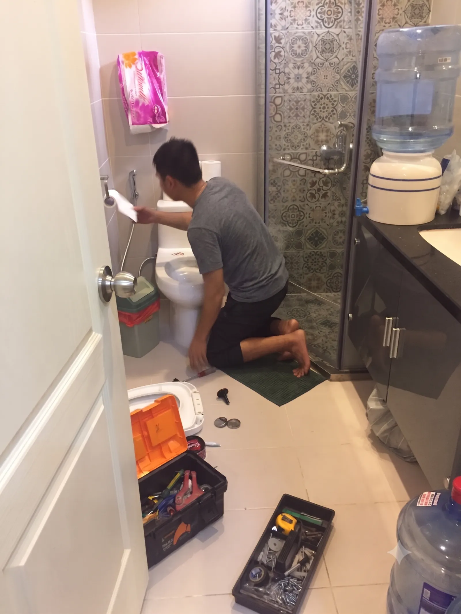 Sửa bồn cầu