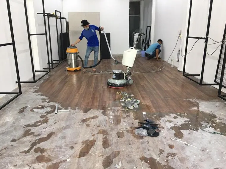 Vệ sinh công trình sau xây dựng