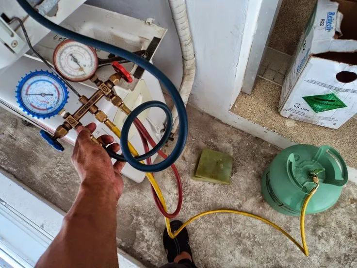 Bơm gas điều hòa