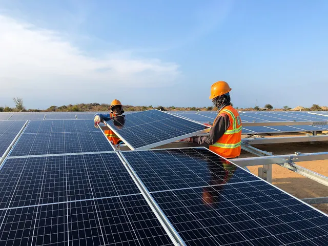 Sửa điện năng lượng mặt trời Đà Nẵng