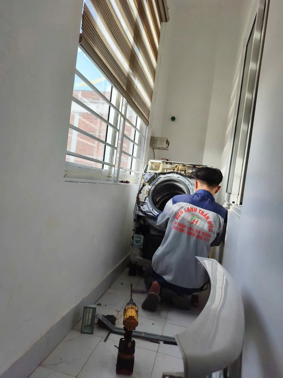 Thao lap may giat